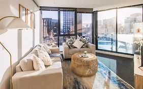 Southbank 2Br Apt With Parking Walk To Crown And Cbd